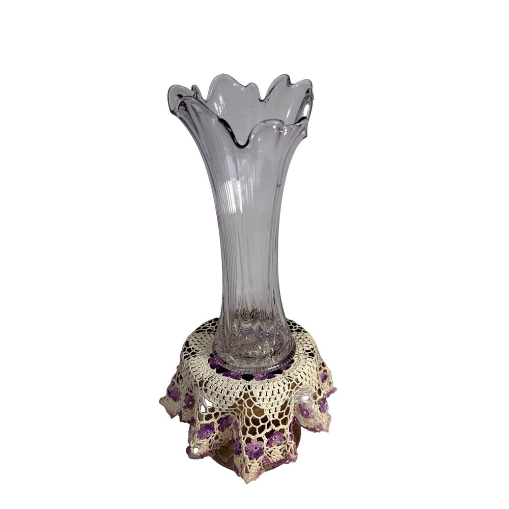 Vintage Lavender Tint Art Swung Vase 10 3/4". Rippled Ruffled edge.
